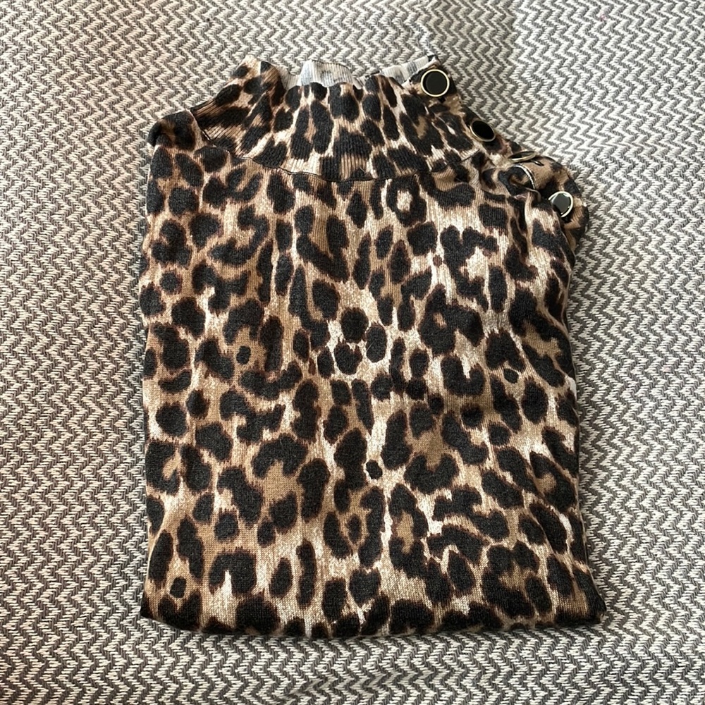J. Crew mock neck cheetah sweater with side buttons size: Medium